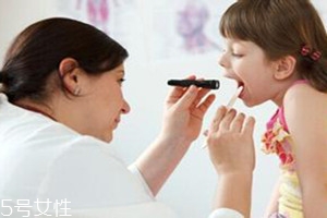 扁桃體發(fā)炎一般幾天會(huì)痊愈？看嚴(yán)重程度