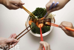 筷子應(yīng)該怎么洗？不要泡不要搓不要圖省事