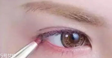 兔子腮紅怎么畫才可愛？中年少女必備腮紅畫技