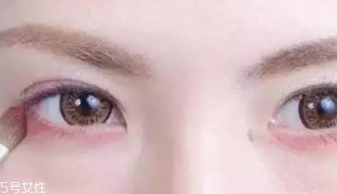 兔子腮紅怎么畫才可愛？中年少女必備腮紅畫技