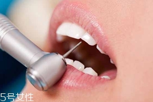 磨牙是因為受了委屈？孩子的心理狀況也會導致磨牙