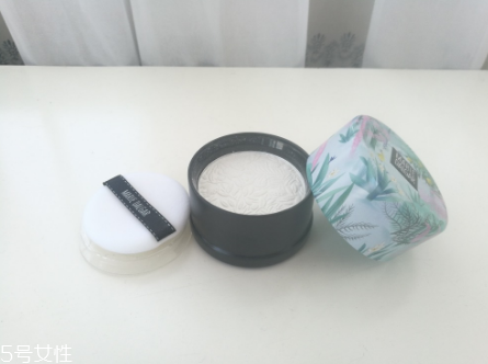 瑪麗黛佳蜜粉餅好用嗎？性價(jià)比較高的國(guó)產(chǎn)化妝品