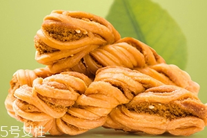麻花可以帶上飛機(jī)嗎？要看帶多少