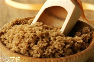 赤砂糖就是紅糖嗎？教你辨別真假紅糖