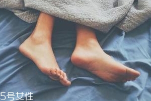 肌抽躍是什么引起的？多種疾病引起需要重視
