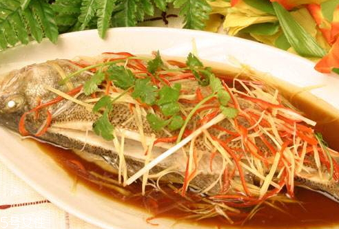 青魚可以清蒸嗎 清蒸青魚好吃營(yíng)養(yǎng)