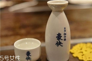 白酒要醒嗎？這些酒需要醒酒