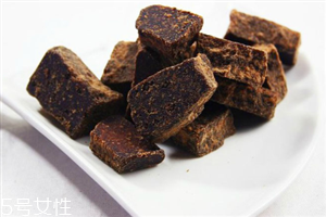 黑糖為什么比紅糖貴？經(jīng)期吃紅糖好還是黑糖好？