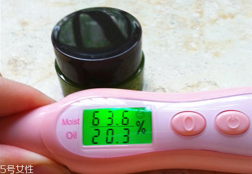 悅詩風(fēng)吟面霜好用嗎？正確的時(shí)間使用面霜更好