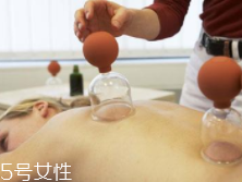 拔火罐引火上身的原因是什么？這4點(diǎn)要注意