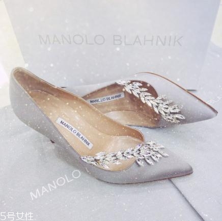 manolo blahnik是什么檔次？世界上最優(yōu)美的高跟鞋