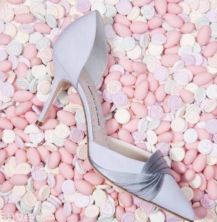manolo blahnik是幾線品牌？高跟鞋中的貴族品牌