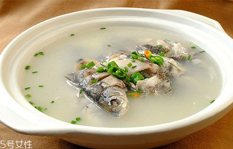 魚(yú)湯可以和雞蛋一起吃嗎 一起是營(yíng)養(yǎng)更豐富