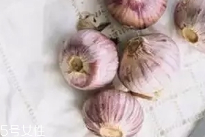大蒜有哪些功效？天然青霉素降糖降脂