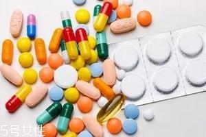 哪些藥不能用熱水送服？這8種要牢記