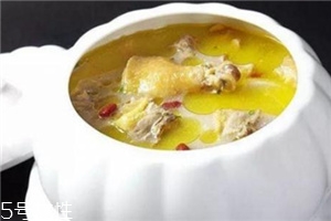 什么人不適合喝雞湯？雞湯雖好但這些人卻無(wú)福消受