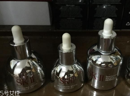 sk2小燈泡和小銀瓶哪個好？sk2小燈泡使用測評