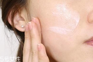 面霜有哪些涂抹方法？有些不適合點涂