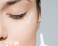 眼霜不可以來回涂抹嗎？這樣不如不涂