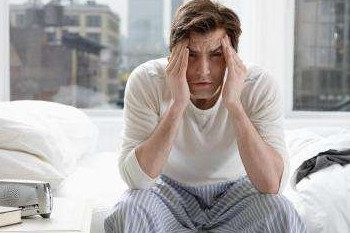 經(jīng)常性頭暈頭痛怎么辦？這些食物千萬別吃