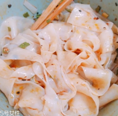 阿寬紅油面皮哪種好吃？幾種味道介紹