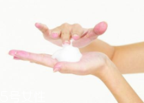 硅膠的潔面儀好用嗎？不要使用過多