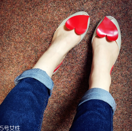 melissa是哪個(gè)國(guó)家的？女王和公主都愛(ài)穿它