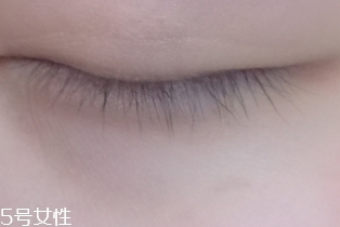 ettusais艾杜莎睫毛膏打底膏怎么用？睫毛一天不會(huì)塌