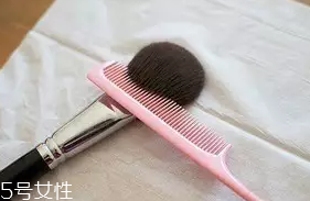 化妝刷怎么挑選？9種化妝刷全解析
