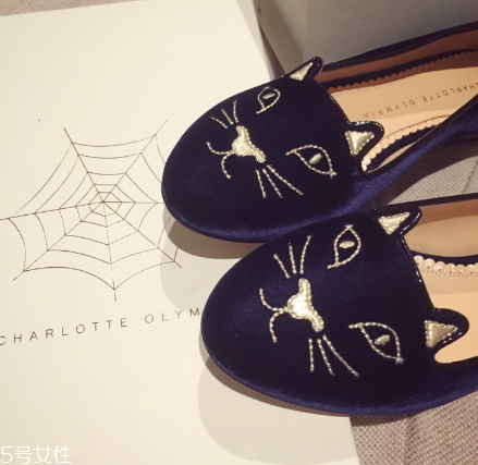 charlotte olympia貓咪鞋多少錢？平底鞋中的萌貨代表