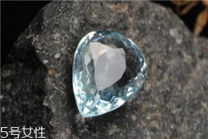 海藍(lán)寶是幾月生辰石？來(lái)自大海的生辰祝福