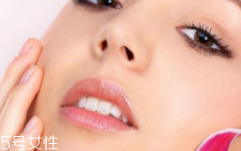 卸妝油是全能的嗎？卸妝3種質(zhì)地這么選