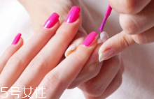 指甲油怎么挑選？看看是否符合這12點