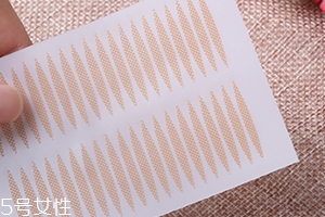 雙眼皮貼可以過夜嗎？不建議晚上貼
