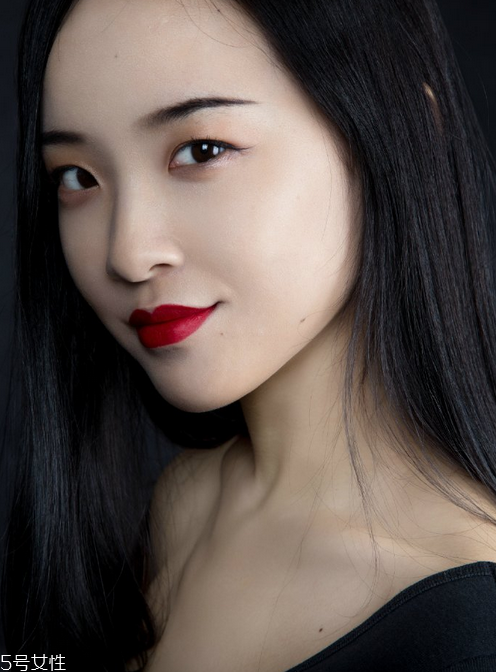 內(nèi)雙怎樣畫(huà)眼線成外雙？單眼皮內(nèi)雙女生福音