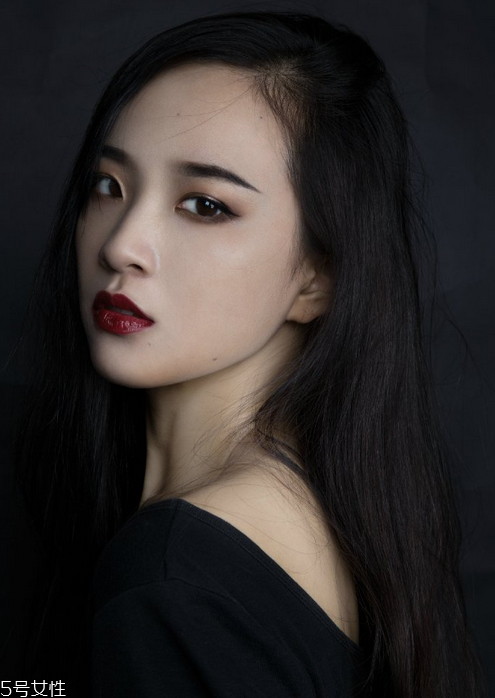 內(nèi)雙怎樣畫(huà)眼線成外雙？單眼皮內(nèi)雙女生福音
