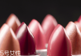 防曬潤(rùn)唇膏安全嗎？防曬成分可引起過(guò)敏