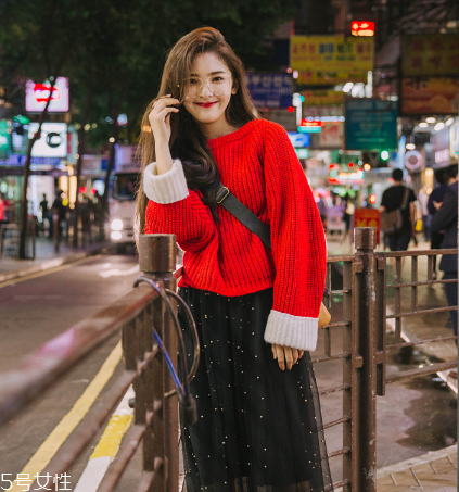 紅色毛衣配什么外套？冬季搭配風度與溫度共存
