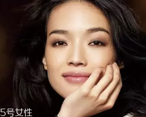 薄唇怎么畫(huà)唇妝？利用技巧打造完美唇色