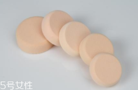 粉撲用什么清洗最好？卸妝產(chǎn)品可清洗