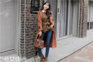 過(guò)膝大衣配什么褲子？各種混搭瞬間出眾