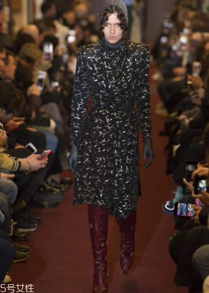 vetements2018秋冬系列服裝怎么樣_好看嗎？