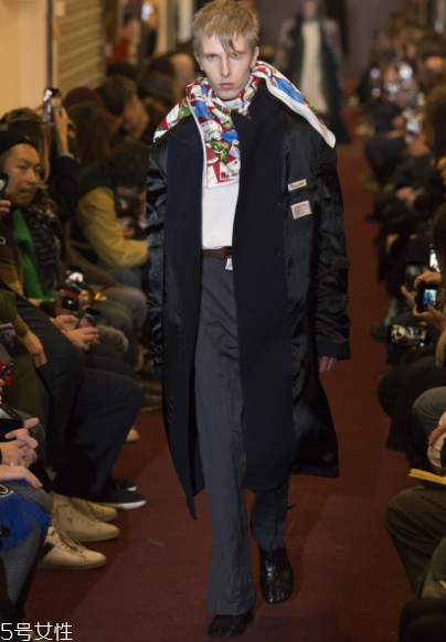 vetements2018秋冬系列服裝怎么樣_好看嗎？