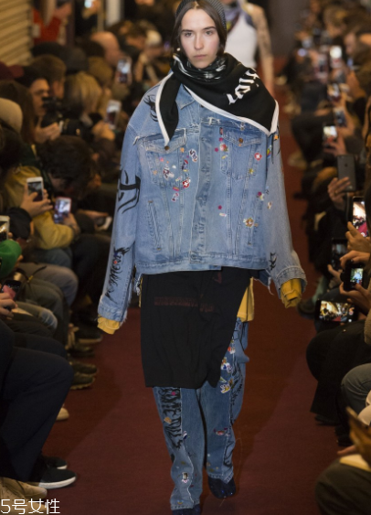vetements2018秋冬系列服裝怎么樣_好看嗎？