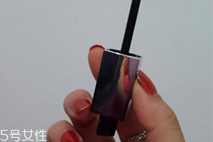 美寶蓮彎彎睫毛膏怎么用？想怎么彎就怎么彎