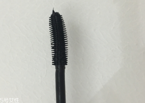 美寶蓮彎彎睫毛膏怎么用？想怎么彎就怎么彎