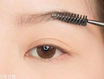 網(wǎng)紅的妝都是怎么化的？論女生眼妝的重要性