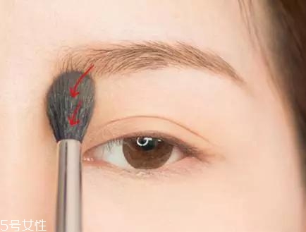 網(wǎng)紅的妝都是怎么化的？論女生眼妝的重要性