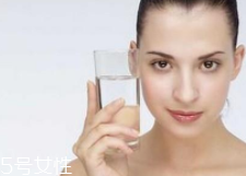 補(bǔ)水貼片面膜適合什么膚質(zhì)？不分膚質(zhì)