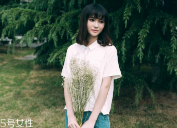 怎么選擇適合自己的襯衫？穿對(duì)了顯年輕